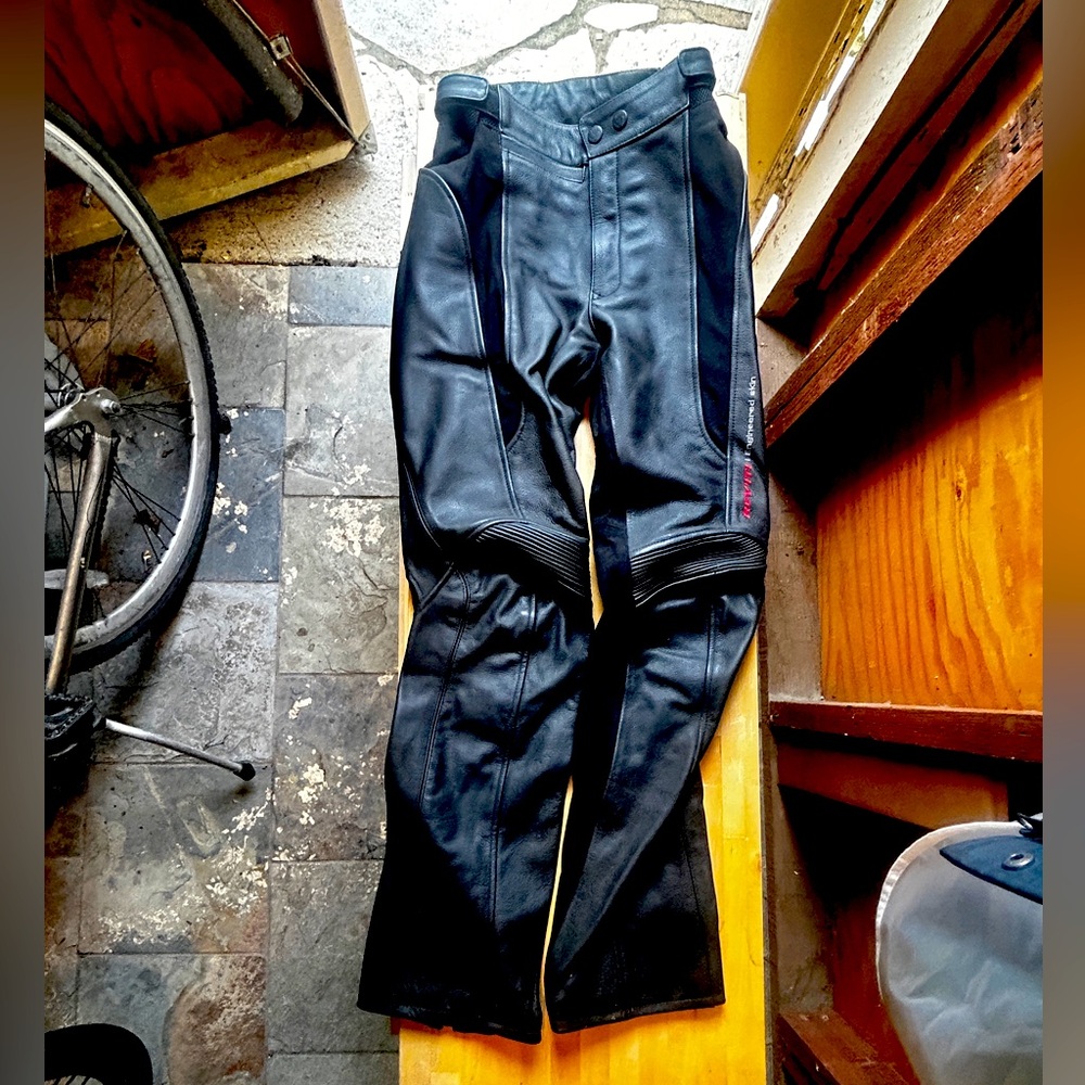 Revit Women’s Leather Motorcycle Pants